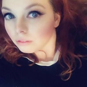 Meet your Posher, Caitlin